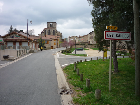 Les Salles En collaboration avec la CCPU, la commune de Les Salles 42440 a largement contribué à la création d’UrfecoWork.