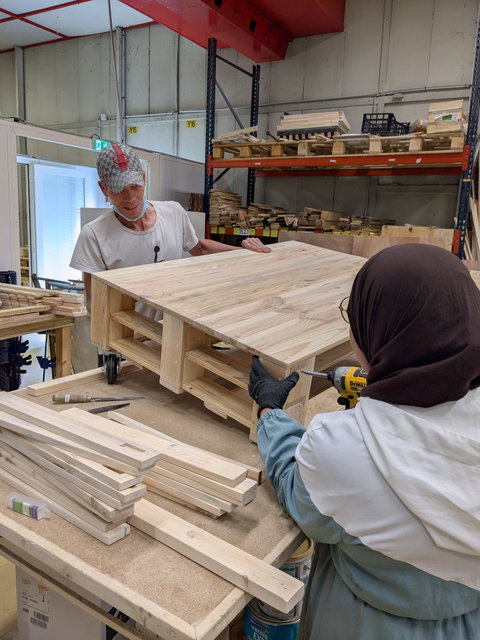Je suis un professionnel Découvrez nos solutions sur-mesure. Privilégiez l’économie locale et l’impact local !