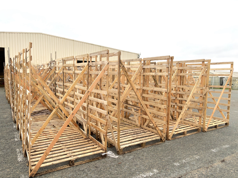 Rolls Conçus pour le transport et le stockage dynamique, nos rolls en bois permettent une mobilité aisée de vos produits tout en assurant stabilité