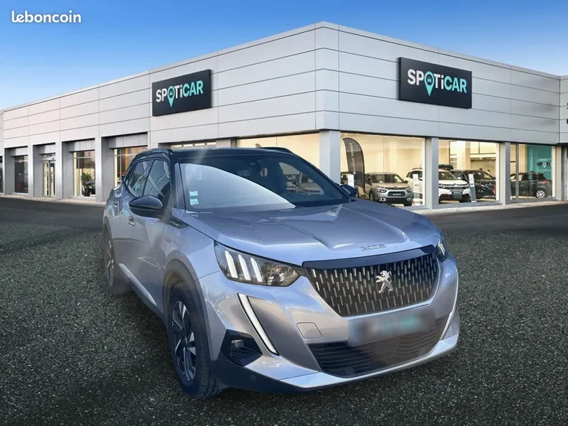 PEUGEOT 2008 130 S&S EAT8 GT essence