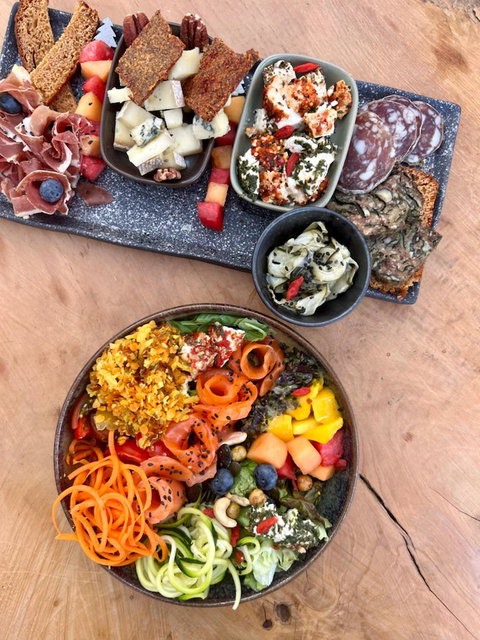 Modernité & Tradition Au coeur des Alpes, Un Brin Sauvage incarne l'esprit d'une gastronomie respectueuse et innovante.
