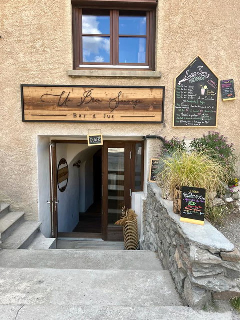 Hébergement chaleureux En plus d’une cuisine unique, nous vous proposons de séjourner également au Brin Sauvage pour un séjour réussi et un voyage