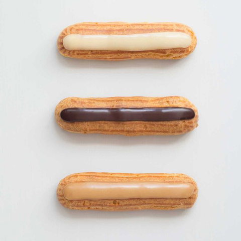 Duchesse chocolat, vanille, café C’est l’ancêtre de l’éclair.