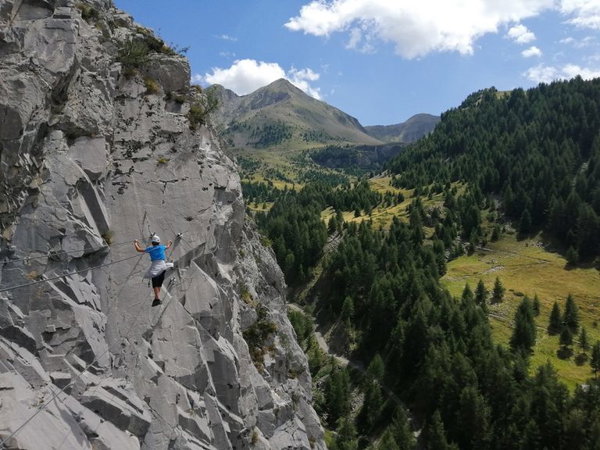 Bleu Montagne, guide de haute montagne