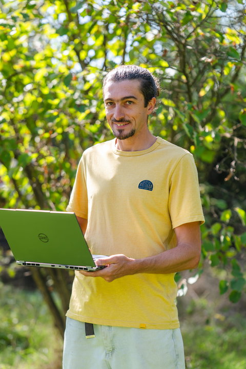 Pour les particuliers : conseil personnalisé Accompagnement dans l'élaboration de plans d'action sur mesure, du petit geste économe au projet de