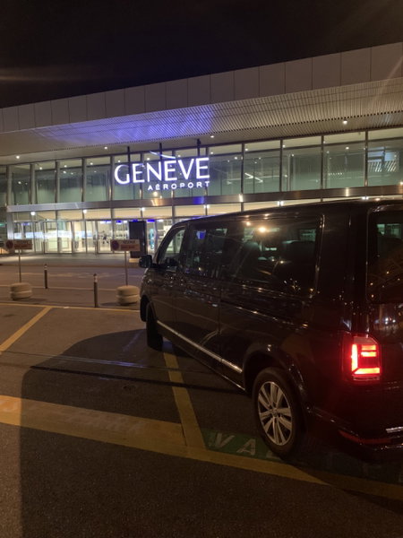 Transfert Aéroport de Genève : Votre Solution de Transport vers la Région Stéphanoise