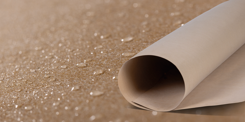 Feuilles-intercalaires en papier déperlant L'eau glisse sans pénétrer Protège les produits contre l’humidité Papier issu de fibres recyclées Demande