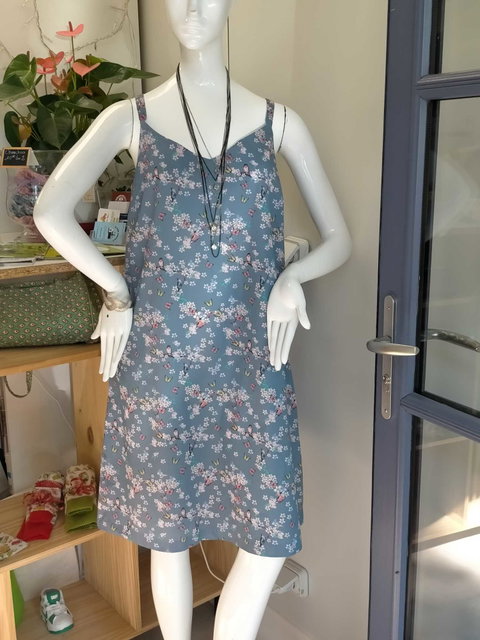 Économie & écologie Plutôt que de racheter de nouveaux vêtements, donnez une seconde vie à votre garde-robe en l’adaptant à votre taille.