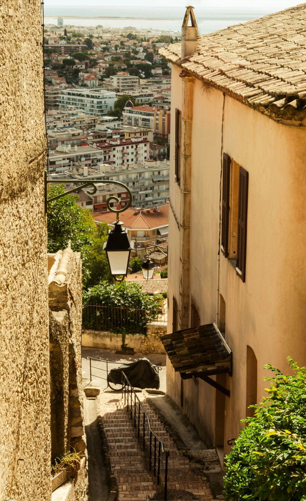 Service de Ménage Airbnb à Cannes