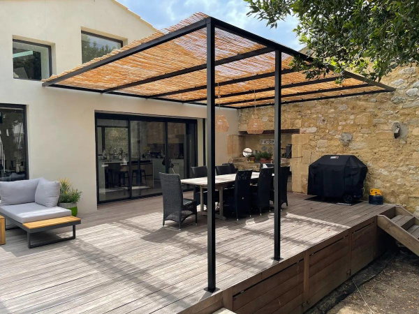 Installation de baies coulissantes en aluminium sur mesure à Digne-les-Bains