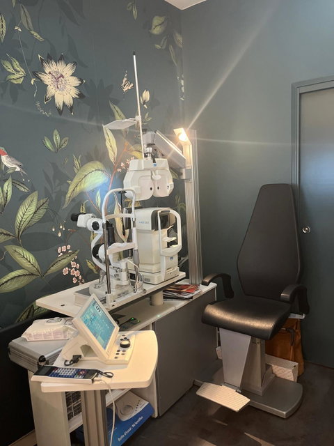 Passionnés par la vision et le style, nous proposons des services sur mesure pour répondre à toutes vos attentes.