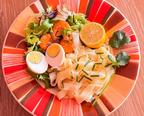 Du _ au _ Mi Quang, Découvrez le plat Je veux réserver Disponibilités restantes: Lundi, Mardi, Jeudi, Vendredi (sous réserve d’un minimum de 2