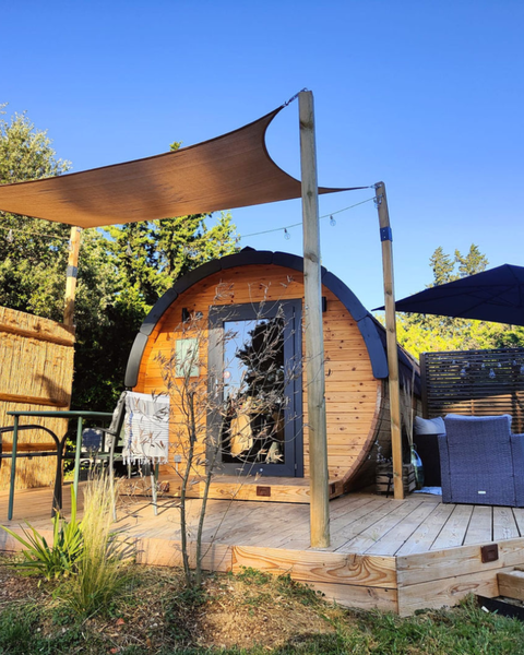 Installing an unusual accommodation in your garden: ideas, advice, and inspirations Read the article