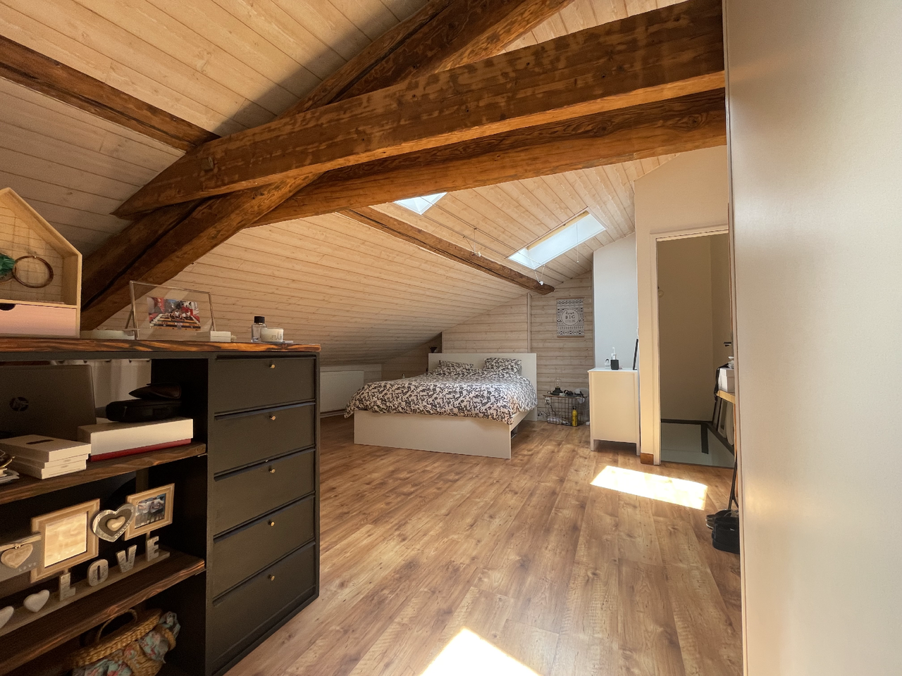 Duplex à vendre - secteur Villars - 135 000 € FAI