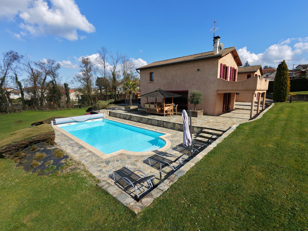 Maison à vendre 190 m² (Saint Just Saint Rambert) - 540 000 € FAI