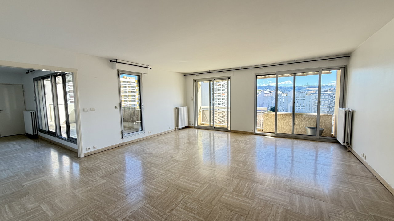 Appartement à vendre - rue Bergson (Saint-Etienne) - 208 500€ FAI