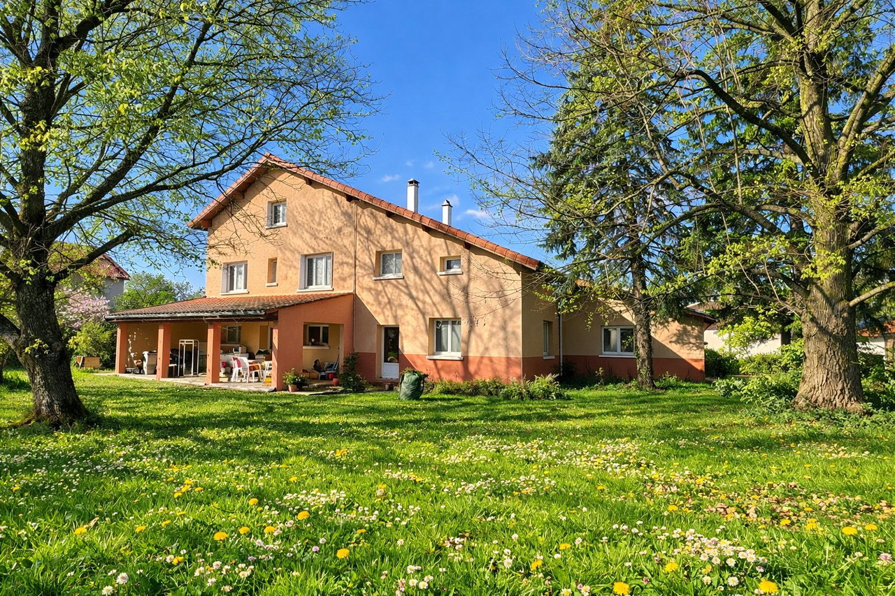 Maison à vendre - secteur Plaine du Forez (Sury le Comtal) - 385 000 € FAI