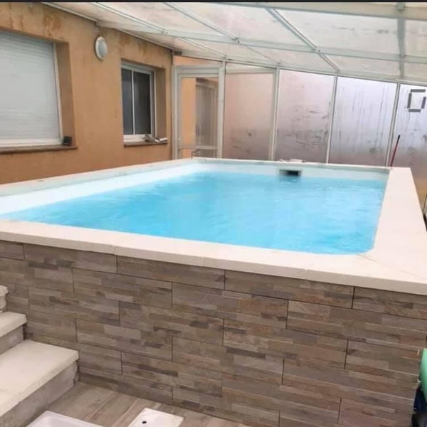 Construction de piscines d'intérieur