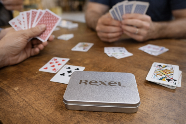 boite métal jeu de carte personnalisé avec logo
