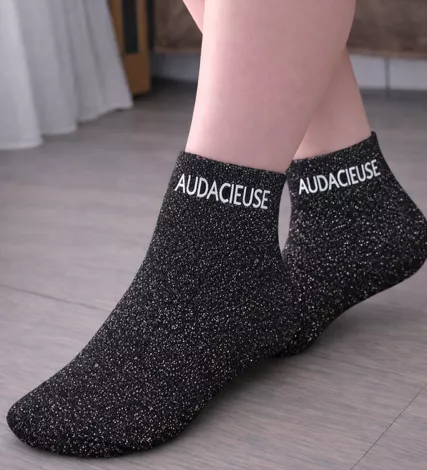  Chaussettes à paillettes « Audacieuse » – Oser briller jusqu’au bout des pieds ✨