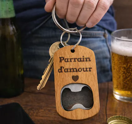 Porte-clés décapsuleur bois & acier inoxydable gravé « Parrain d’amour »  
