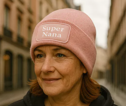 Bonnet Femme – “Super Nana”