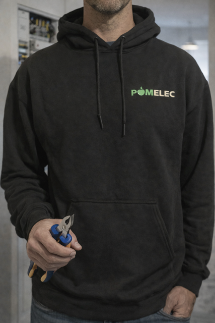 sweat à capuche de face