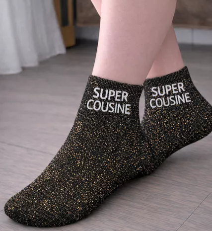✨ Chaussettes à paillettes Super Cousine ✨