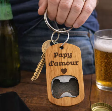  Porte-clés décapsuleur bois & acier inoxydable gravé « Papy d’amour » 